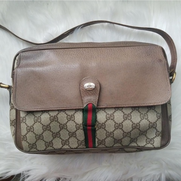 Authentic Vintage Gucci Messenger Shoulder Bag - Picture 3 of 8